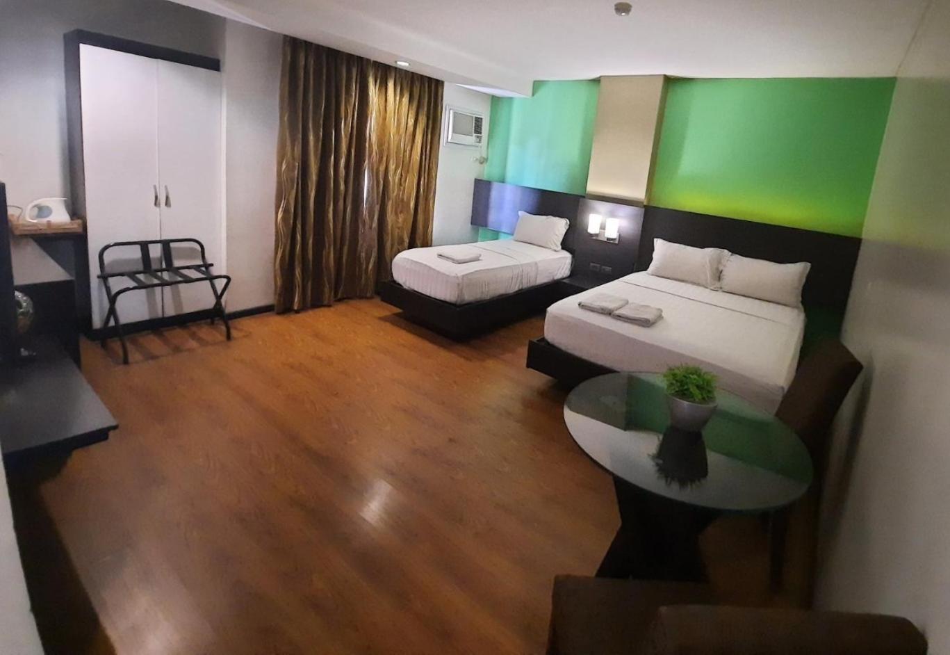 Makati Boutique Hotel Near Naia Airport Terminal 3 Edsa Pasay Cbd Makati City Exteriör bild