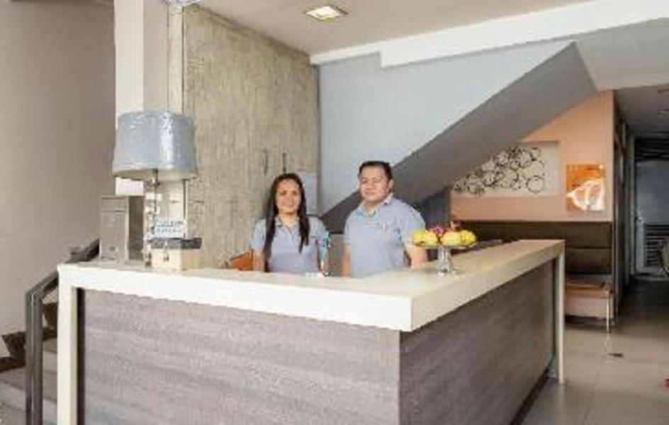 Makati Boutique Hotel Near Naia Airport Terminal 3 Edsa Pasay Cbd Makati City Exteriör bild